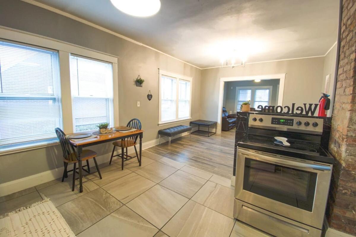 Large 6Br, 2 Bath In Niagara Falls Esterno foto