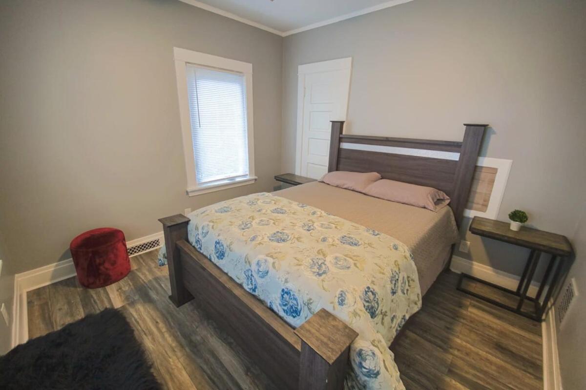 Large 6Br, 2 Bath In Niagara Falls Esterno foto