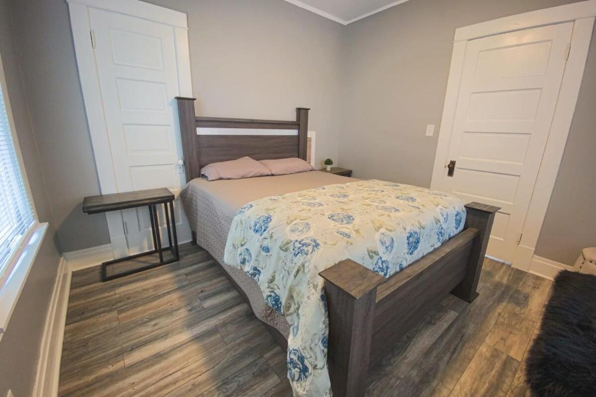 Large 6Br, 2 Bath In Niagara Falls Esterno foto